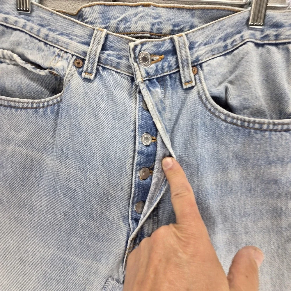 Levis 12874 important